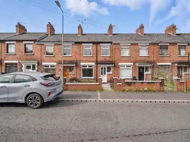 28 Sandbrook Park