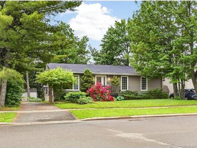 28 Southland Dr, Moncton, NB, E1A 5E3 house for sale | Listing ID NB145242 | Royal LePage