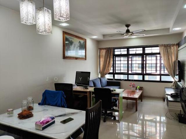28B Dover Crescent HDB Apartment For Rent, $4,600, 3 Bed 2 Bath 1,022 sqft $4.50 psf