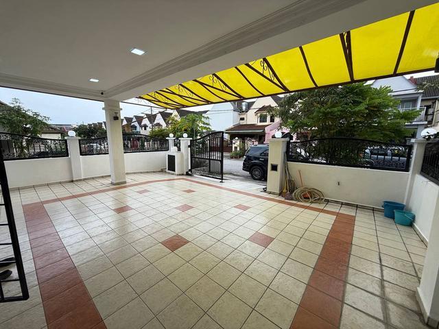 28x75 End Lot USJ 2 Subang Jaya 15 Storey Terrace House 4 Bedrooms