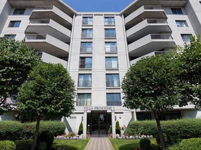 2905 Boul. De La Côte Vertu, Montréal Saint Laurent, QC, H4R 2L4 condo for sale | Listing ID 17718 | Royal LePage