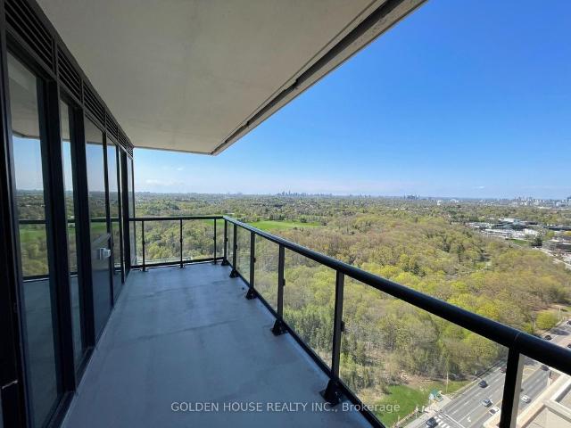 2903 10 Inn on the Park Drive