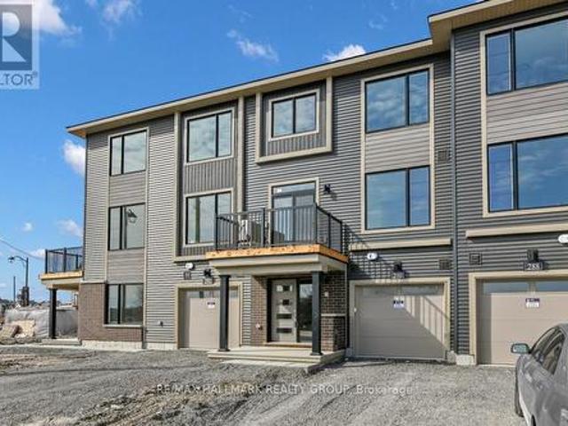 290 Bankside Way, Ottawa, ON, K2J 3M8 house for lease | Listing ID X13463 | Royal LePage