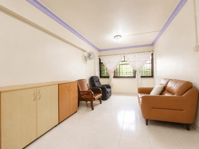 290F Bukit Batok Street 24 HDB Apartment For Sale, $629,999, 3 Bed 2 Bath 1,097 sqft $574.00 psf