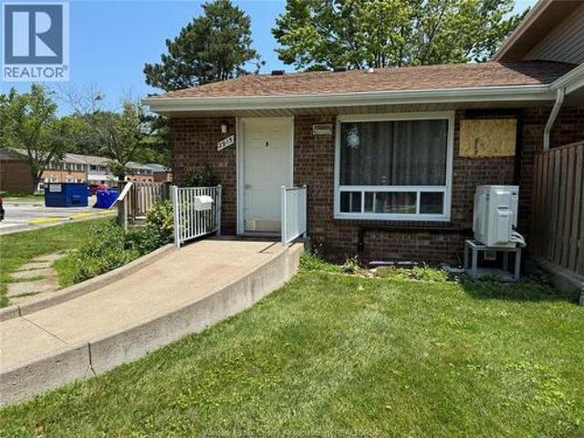 2915 Meadowbrook Lane Unit# 10, Windsor, ON, N8T 3C4 townhouse for lease | Listing ID 26016 | Royal LePage