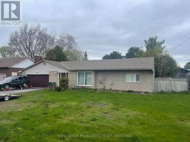 2916 Princess Street, Kingston City Northwest, ON, K7L 4V2 house for lease | Listing ID X13129 | Royal LePage