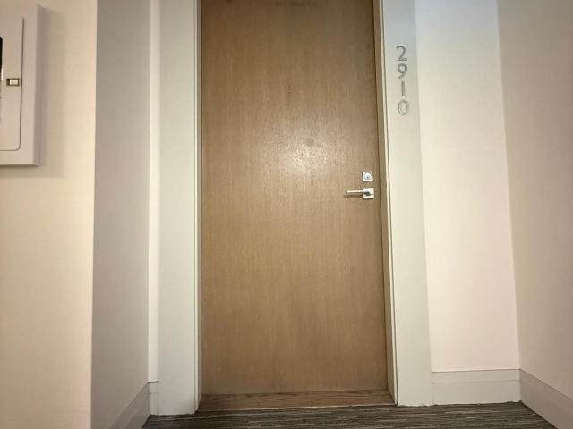 2910 Jarvis Street, Toronto | 2+1Beds/2Bath, Condo, $3,000/mo | Condos. Ca