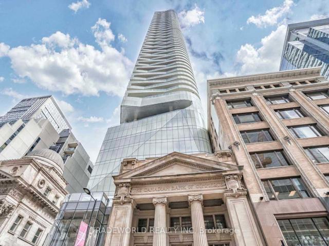 2910 Yonge Street, Toronto | 1+1Beds/1Bath, Condo, $2,400/mo | Condos. Ca