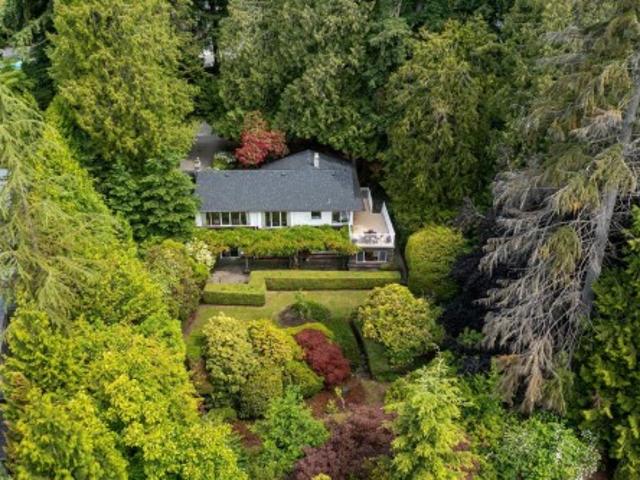 2912 Rosebery Avenue, West Vancouver, BC, V7V 3A6 house for sale | Listing ID R3140 | Royal LePage