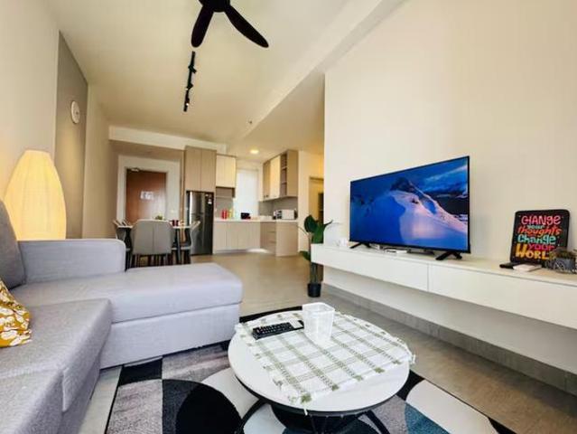 291K 3R2B CondoDekat KLIA 200 KedaiFully Furnish Full Loan