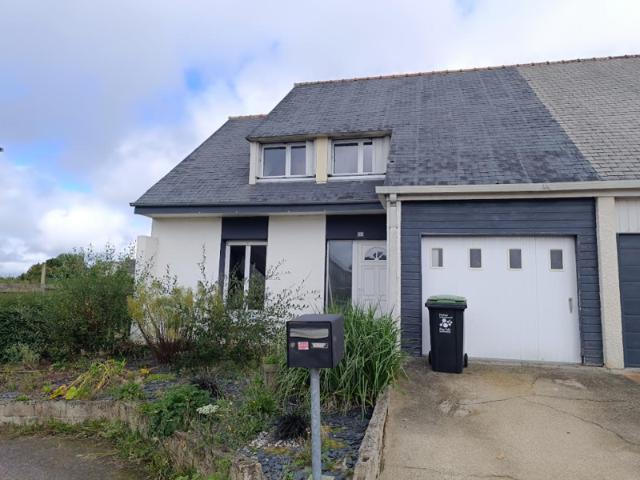 29270 Carhaix maison de 107 m² proches toutes commodités 3 chambres