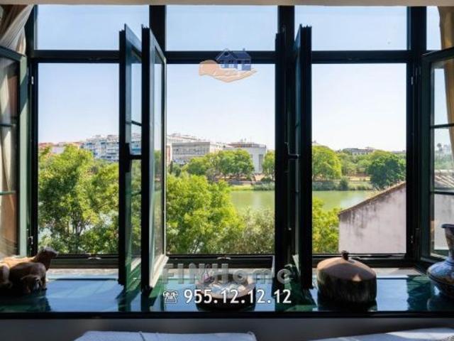 292 m2 Piso Ático Dúplex de Lujo en Alquiler con Vistas 360º al Puente de Triana, al Guadalquivir y