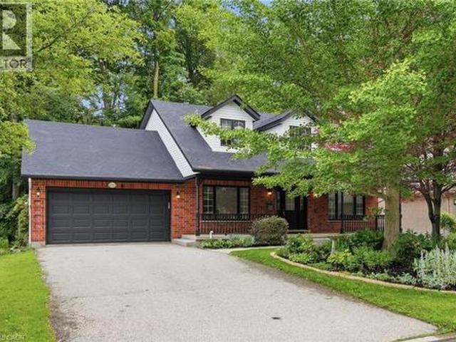 292 Thorncrest Drive, Waterloo, ON, N2L 5R5 house for sale | Listing ID 40843 | Royal LePage