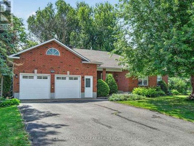 2936 Turquoise Crescent, Ottawa, ON, K4B 1K2 house for sale | Listing ID X13583 | Royal LePage