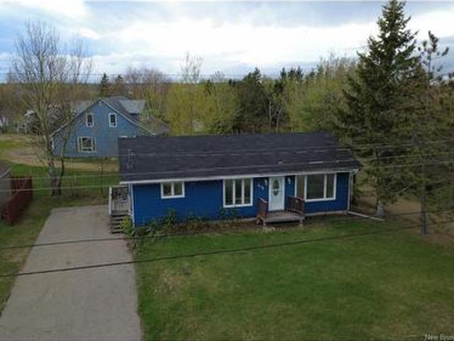 2938 Rue Chiasson, Bas Caraquet, NB, E1W 5V7 house for sale | Listing ID NB135285 | Royal LePage