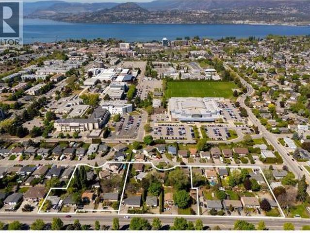2930 Gordon Drive, Kelowna, BC, V1W 3R3 house for sale | Listing ID 10386 | Royal LePage