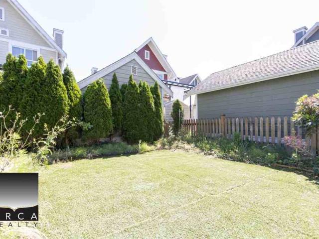 293 Camata Street, New Westminster 4 Bedroom Apartment for Rent at 293 Camata St, New Westminster, BC V3M 0H9 North Arm South