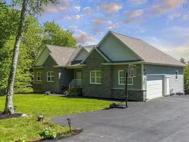 293 Aberdeen Drive, Halifax, NS, B2T 0H1 house for sale Lis.