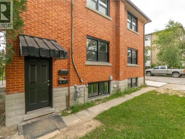 293 HIGHLAND Road E Unit# B