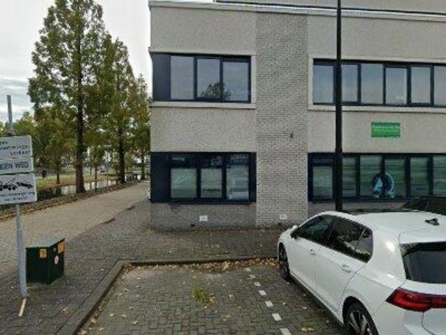 293 m2 office space for rent in Gouda