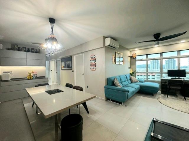 293A Bukit Batok Street 21 HDB Apartment For Sale, $950,000, 4 Bed 2 Bath 1,216 sqft $781.00 psf
