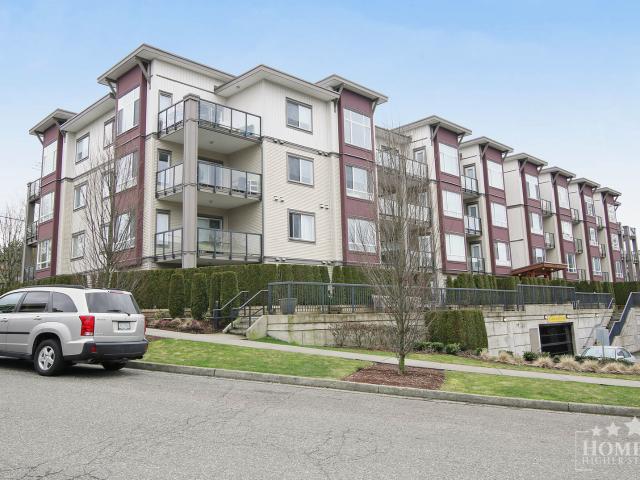 2943 Nelson Pl Top Floor 1 Bed 1 Bath + Den Condo for Rent in Central Abbotsford with 12' Ceilings [object Promise] for Rent