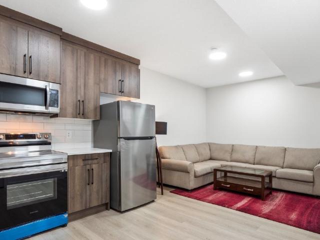 294 Creekside Blvd Sw