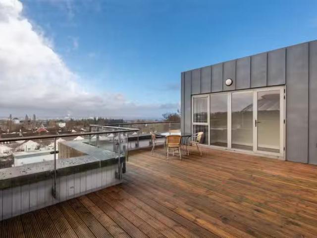 294 Beechwood Court, Stillorgan Road, Blackrock, Co. Dublin, A.