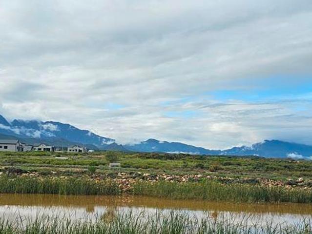 294 m² Land available in Robertson
