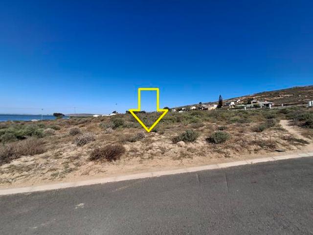 294 m² Land available in St Helena Views