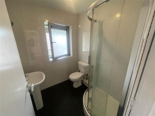 295,000 | Apartment 10, Roman Court Cork City Centre, Cork City, Cork Barry Auctioneers & Valuers 5018 MyHome. Ie Residential