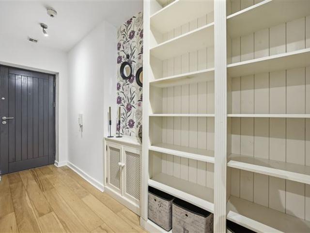 295,000 | apartment a33, block a, metropolitan apartments, dublin 8, co. Dublin DFM 5002 MyHome. Ie Residential