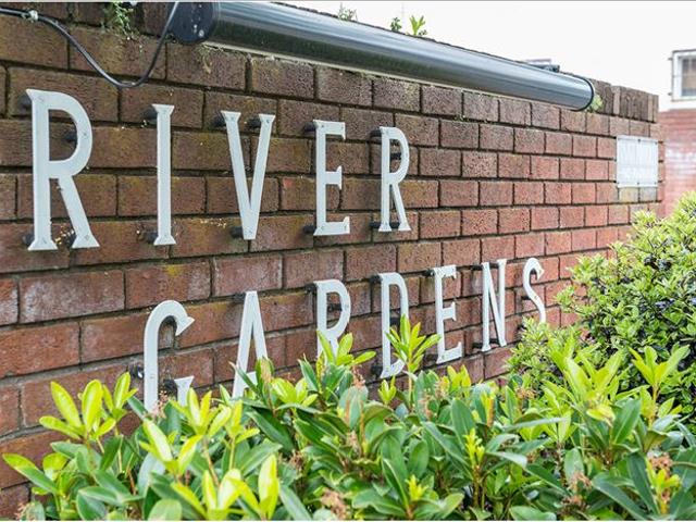 295,000 | apt 7 river gardens, glasnevin, dublin 9 movehome estate agents 5000 myhome. Ie Residential