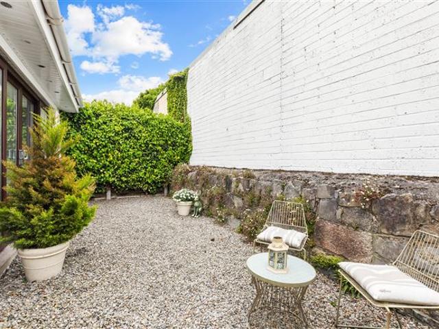 295,000 | 16 Merchant Square, East Wall, Dublin 3 Eoin O'Neill Property Advisers 4988 MyHome. Ie Residential