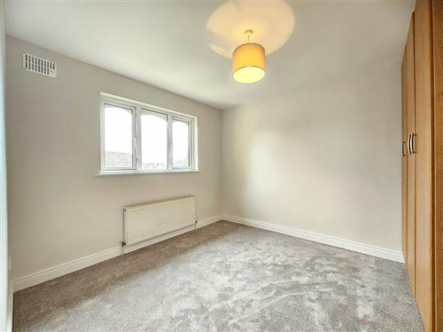 295,000 | 19 Dun Na Ri, Ennis, Co. Clare DNG O'Sullivan Hurley 5023 MyHome. Ie Residential