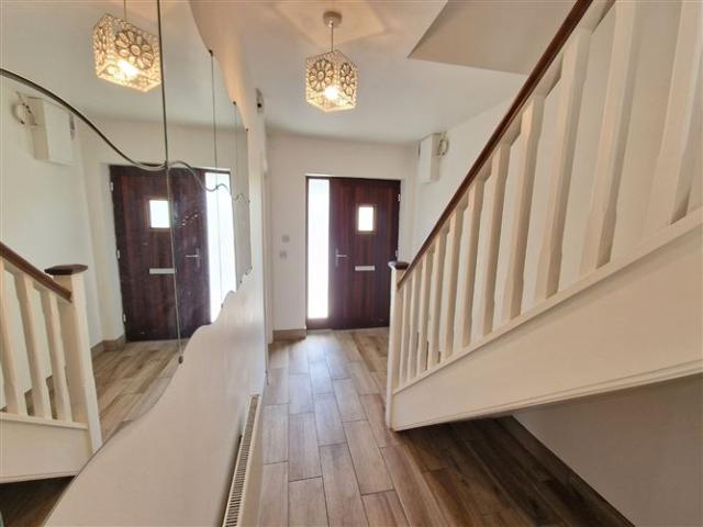 295,000 | 12 Sli An Fhearghas, Clarecastle, Co. Clare DNG O'Sullivan Hurley 5008 MyHome. Ie Residential