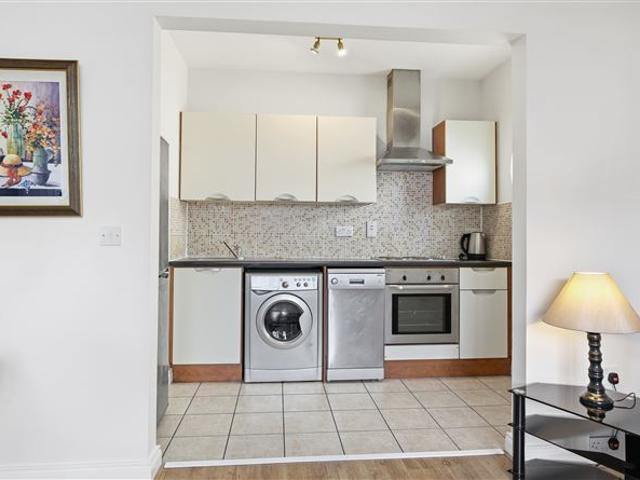 295,000 | 26 Holywell Villas, Swords, County Dublin PropertyTeam Paul Reddy 5001 MyHome. Ie Residential