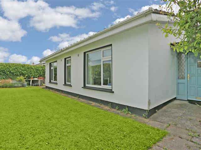 295,000 | 27 Gleann na Smol, Shannon, Co. Clare Sherry FitzGerald O'Donovan 5009 MyHome. Ie Residential