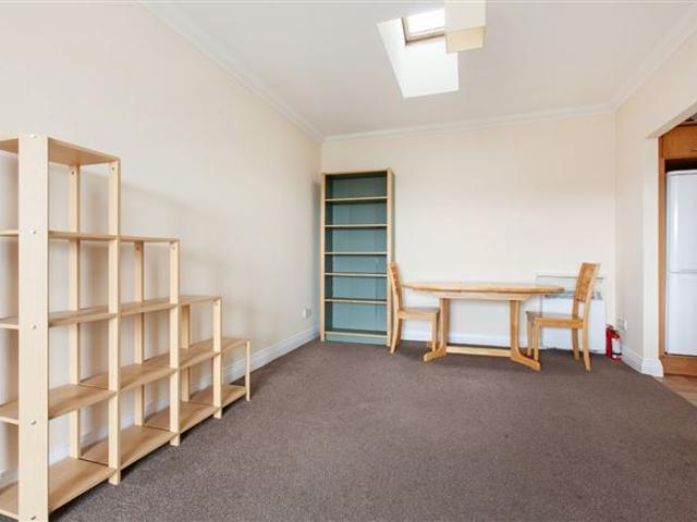 295,000 | 22 Westend Village, Blanchardstown, Dublin 15 DNG Castleknock 5003 MyHome. Ie Residential