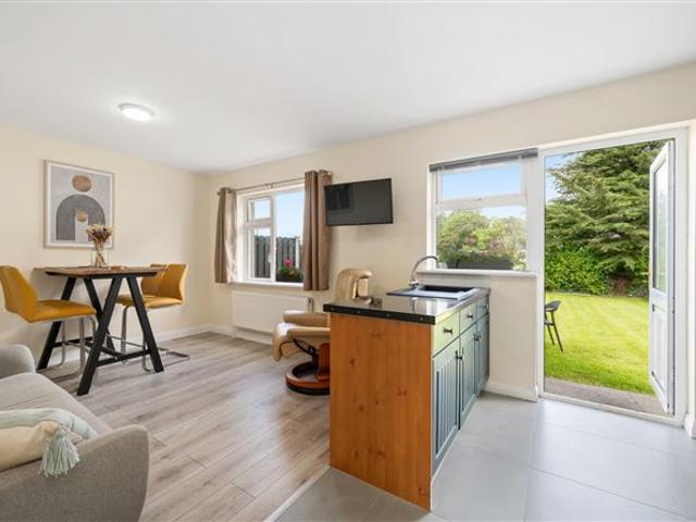 295,000 | 2 Kiltha Park, Castlemartyr, Co. Cork Sherry FitzGerald O'Donovan Midleton 5006 MyHome. Ie Residential