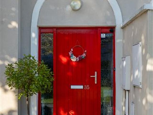 295,000 | 35 Abbeybrook Gardens, Kilbeggan, Westmeath Sherry FitzGerald Davitt & Mullingar 4976 MyHome. Ie Residential