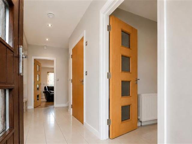 295,000 | 37 Ashwood Glade, Westport, Mayo Walsh Auctioneering & Estate Agents 5010 MyHome. Ie Residential