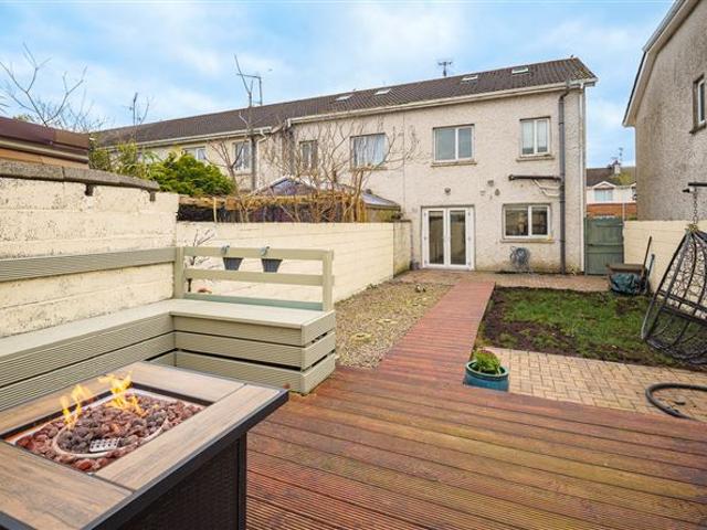 295,000 | 31 The Green, Lennonstown Manor, Dundalk, Co. Louth Sherry FitzGerald Carroll 4986 MyHome. Ie Residential
