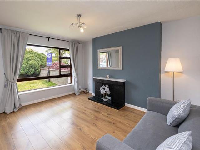 295,000 | 3 Oakway, Clondalkin, Dublin 22 BROE Auctioneers 4998 MyHome. Ie Residential