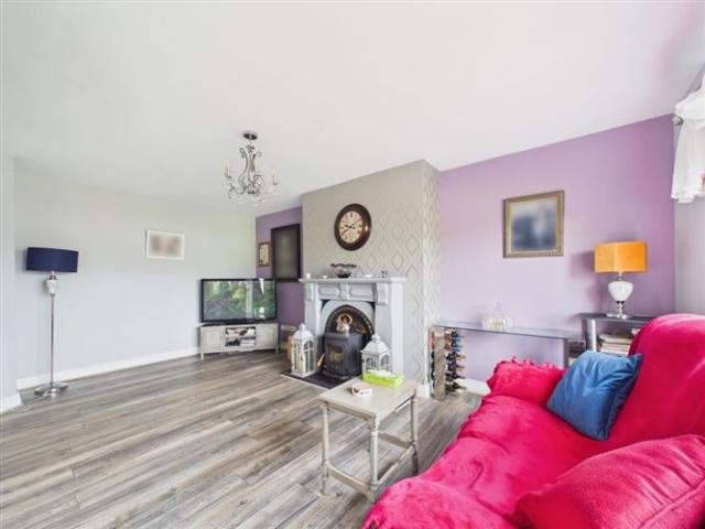 295,000 | 5 Ard Aoibhinn, Firies, Co. Kerry DNG Ted Healy 5004 MyHome. Ie Residential