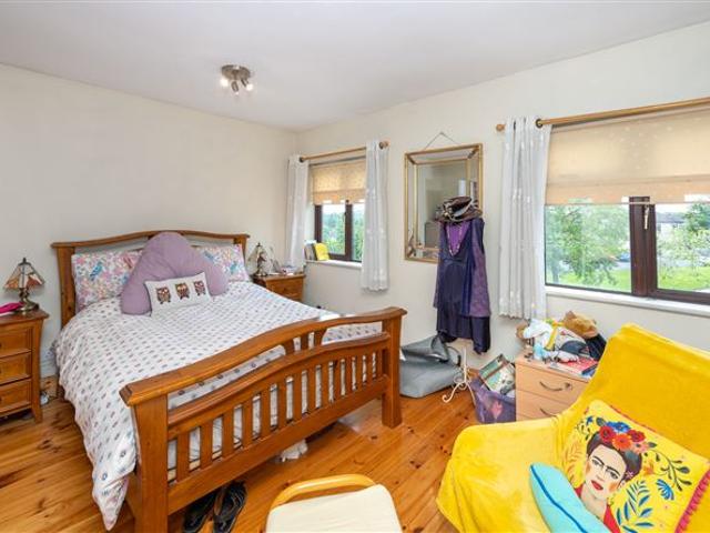 295,000 | 7 Meadow Park Grove, Ballyvolane, Cork Auctioneera 4913 MyHome. Ie Residential