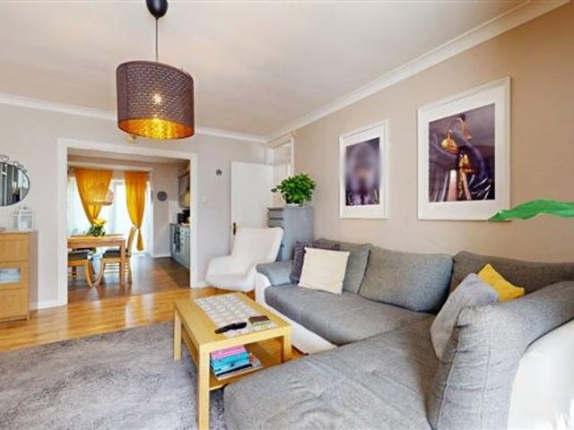 295,000 | 7 thornberry square, Clonee, Dublin 15 Leonard Wilson Keenan 4971 MyHome. Ie Residential