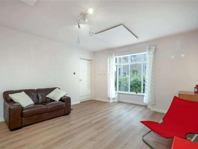 295,000 | 85 The Steeples, Chapelizod, Dublin 20 Ray Cooke Auctioneers 4997 MyHome. Ie Residential