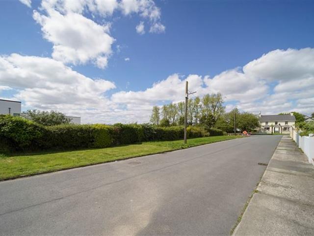 295,000 | 8 Knocknamona Terrace, Letterkenny, Co. Donegal Sherry FitzGerald Paul Reynolds 5000 MyHome. Ie Residential