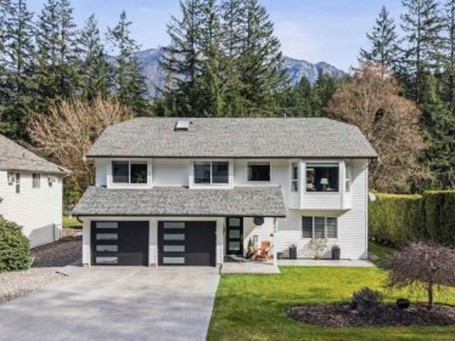 295 Forrest Crescent, Hope, BC, V0X 1L4 house for sale | Listing ID R3106 | Royal LePage